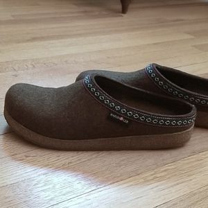 Slipper/clog, unisex, size 44 (men size 11, 11.5)